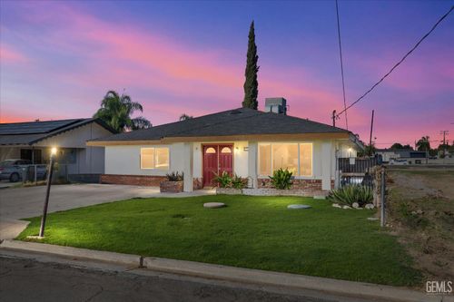 2515 Wheeler St, Bakersfield, CA, 93312-2130 | Card Image