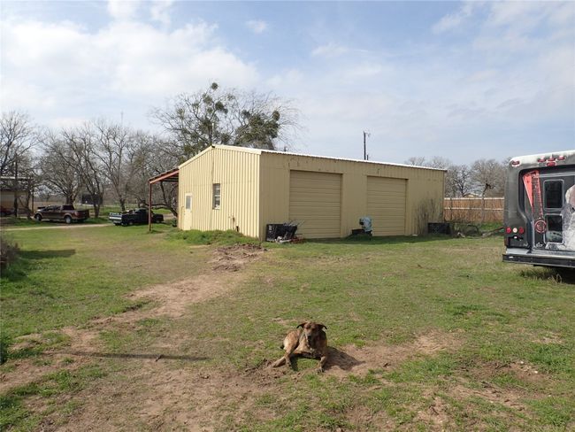 336 Boulder Ln, House other with 2 bedrooms, 2 bathrooms and 4 parking in Dale TX | Image 25
