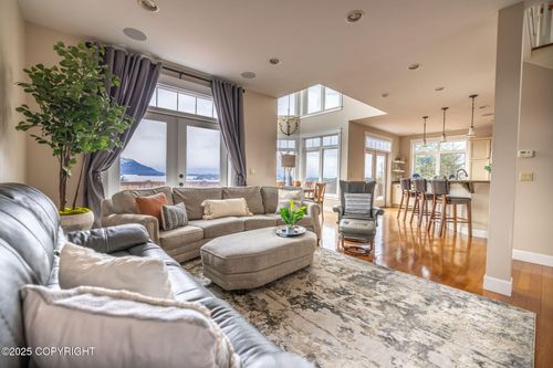 304 Eliason Loop, Sitka, AK, 99835-9763 | Card Image