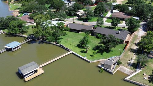 348 Carlson Cir, Buchanan Dam, TX, 78609-4230 | Card Image