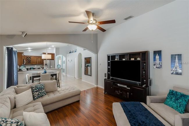 16843 Cedar Run Dr, House other with 4 bedrooms, 2 bathrooms and null parking in ORLANDO FL | Image 8