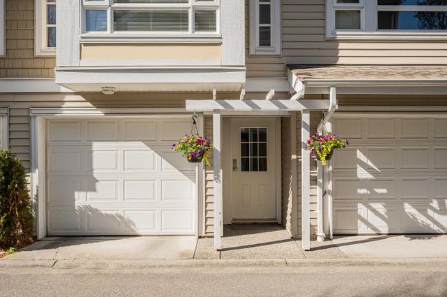 2 - 5355 201 A Street, Townhouse with 2 bedrooms, 1 bathrooms and 2 parking in Langley BC | Image 8