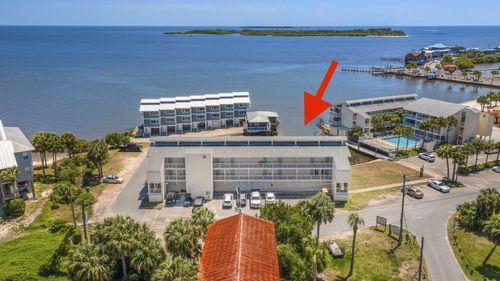 212-82 2nd St, Cedar Key, FL, 32625-5110 | Card Image