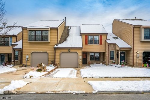 4 Deborah Ct, Robbinsville, NJ, 08691-1333 | Card Image