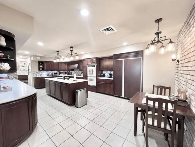 Kitchen view from bar | Image 13