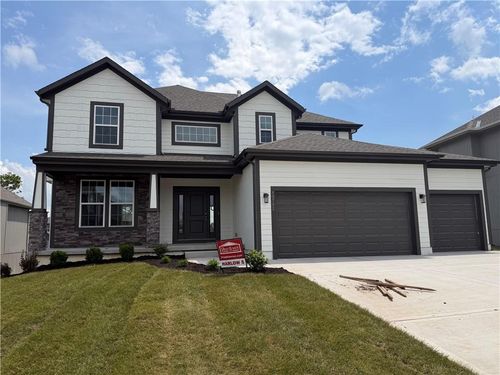 19799 W 114th Pl, Olathe, KS, 66061-8586 | Card Image