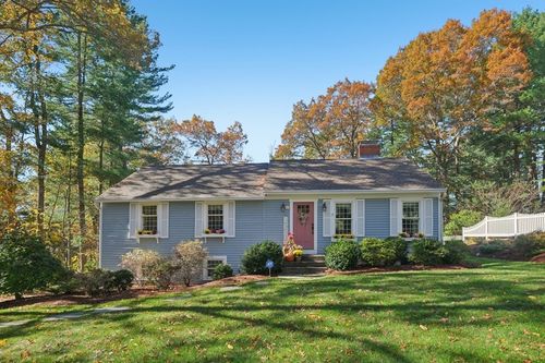 39 Woodbury Rd, Southborough, MA, 01772-2029 | Card Image