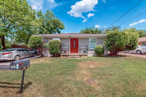 707 Bailey St, Denton, TX, 76205-6205 | Card Image