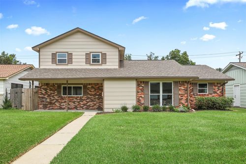 221 Helen Dr, Deer Park, TX, 77536-3548 | Card Image