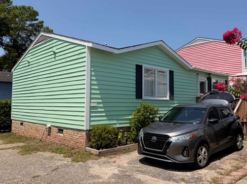 709-B 3rd Ave S, North Myrtle Beach, SC, 29582-3245 | Card Image