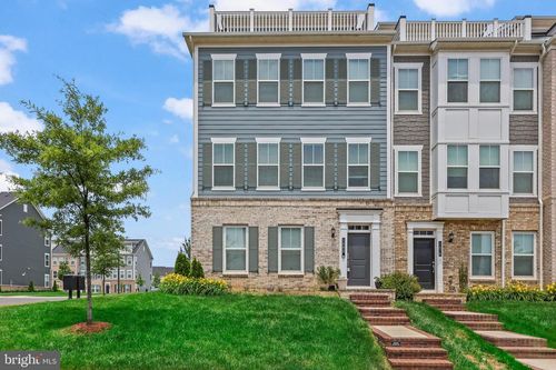 1680 Dunnington Pl, DUMFRIES, VA, 22026-3086 | Card Image