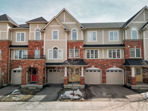 7 Dorchester Terrace, Hamilton, ON, L8J0G4 | Card Image