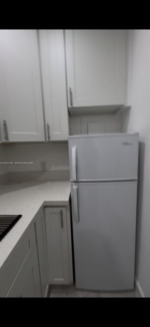 e-2380 Nw Flagler Ter, Miami, FL, 33125 | Card Image
