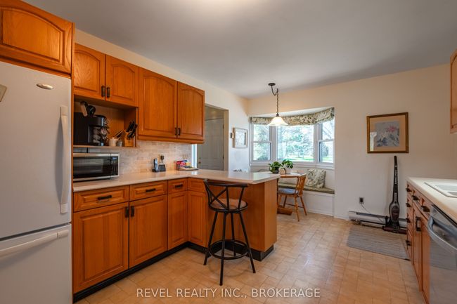 3744 Copper Kettle Dr, House other with 4 bedrooms, 4 bathrooms and 4 parking in Inverary ON | Image 11