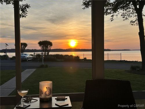 298 Old Ferry Rd, Hudgins, VA, 23076-2112 | Card Image