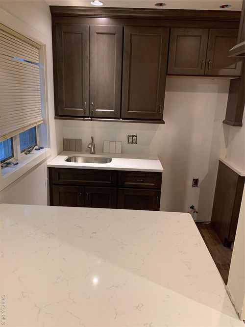 85-87 Sickles Ave, New Rochelle, NY, 10801-3833 | Card Image