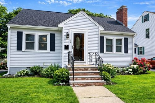 34 Sammett Ave, Boston, MA, 02131-3135 | Card Image