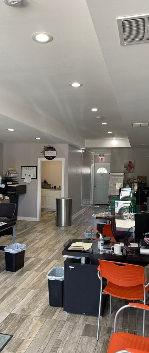 243 W 95th St, Chicago, IL, 60628-1375 | Card Image