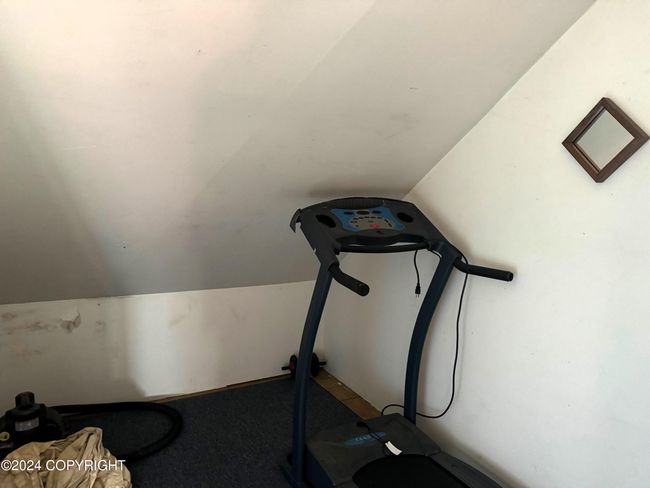 gym area | Image 24