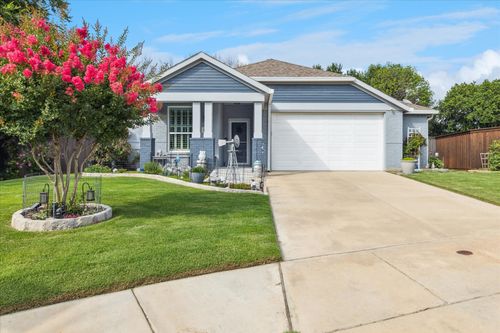 901 Freesia Dr, Little Elm, TX, 75068-4603 | Card Image