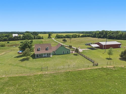 643 County Road 2992, Windom, TX, 75492-4223 | Card Image