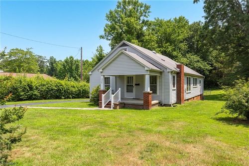 526 Liberty Rd, Archdale, NC, 27263-2352 | Card Image