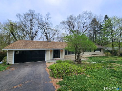 136 Knoll Dr, Hamden, CT, 06518-1309 | Card Image