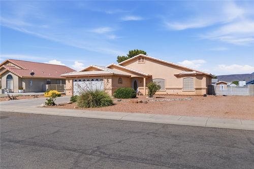 3979 N Eagle Rock Rd, Kingman, AZ, 86409-3322 | Card Image