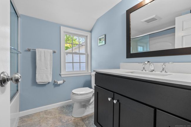 Full bath completely remodeled. | Image 32