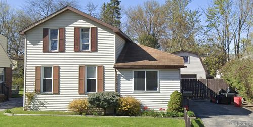 1430 Marquette St, Saginaw, MI, 48602-1767 | Card Image