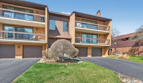 204-8150 Brookside Dr, Palos Park, IL, 60464 | Card Image