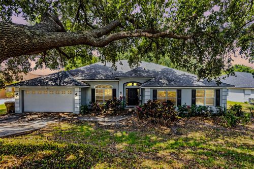 11126 Oakshore Ln, CLERMONT, FL, 34711-5424 | Card Image