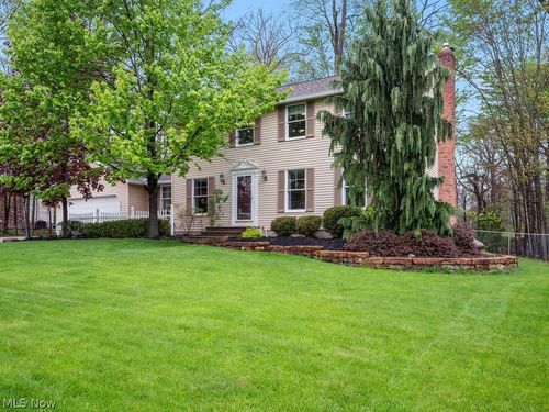 3577 Antony Dr, Broadview Heights, OH, 44147-2048 | Card Image