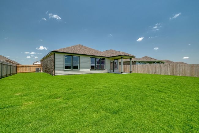 15101 Onager Pass, House other with 3 bedrooms, 2 bathrooms and 2 parking in Manor TX | Image 24