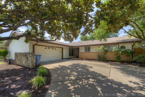6712 51st Pl, Tulsa, OK, 74145-7601 | Card Image