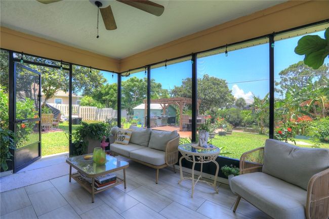 985 George St, House other with 2 bedrooms, 2 bathrooms and null parking in SEBASTIAN FL | Image 24