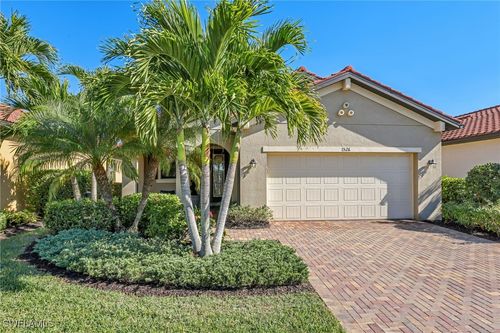 1526 Marton Ct, NAPLES, FL, 34113-8645 | Card Image