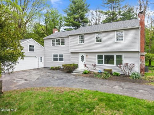 pvt-7 Erics Ln, Rexford, NY, 12148-1611 | Card Image