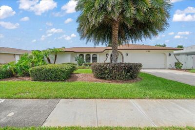 480 E Amherst Circle, House other with 3 bedrooms, 2 bathrooms and null parking in Satellite Beach FL | Image 2