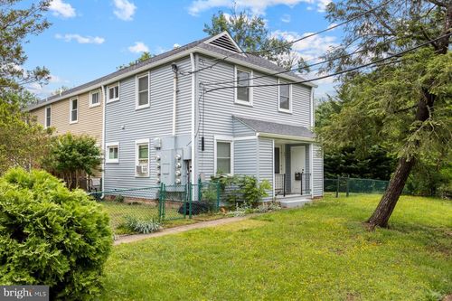 8 Laurel Hill Rd, GREENBELT, MD, 20770-7762 | Card Image