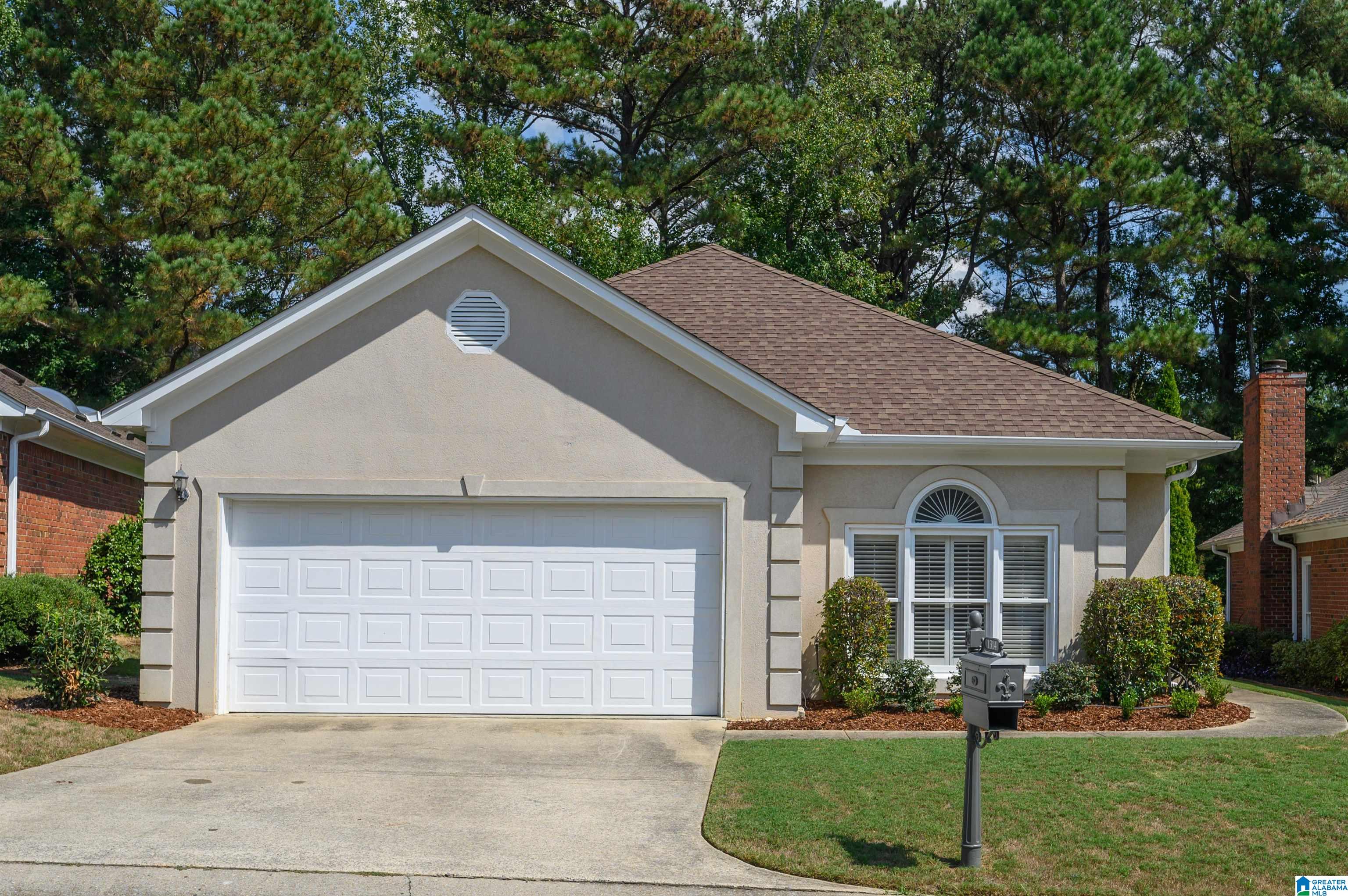 Berwick Dr, Birmingham, AL 35242