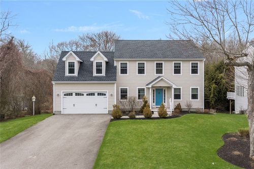 106 S Bay Dr, Narragansett, RI, 02882-2837 | Card Image