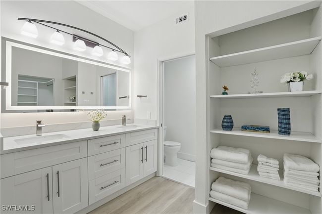 547 Serendipity Dr, Condo with 3 bedrooms, 2 bathrooms and null parking in NAPLES FL | Image 8
