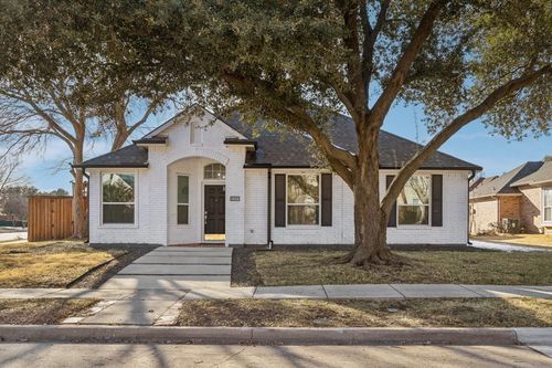 8501 Brooksby Dr, Plano, TX, 75024-7327 | Card Image