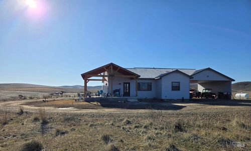 3209 Schwenkfelder Rd, Cambridge, ID, 83610-5215 | Card Image