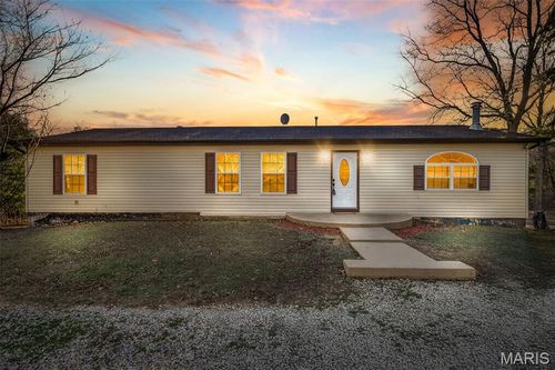 4844 Cabernet Ave, De Soto, MO, 63020-5590 | Card Image