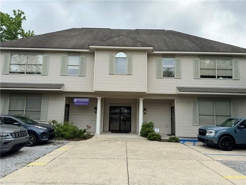 633 Asbury Dr, Mandeville, LA, 70471-6511 | Card Image