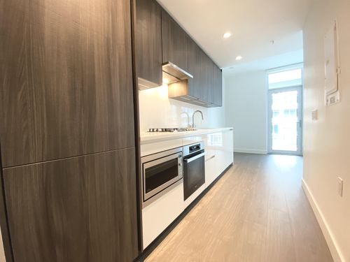 10xx-6320 No 3 Road, Richmond, BC, V6Y0L5 | Card Image