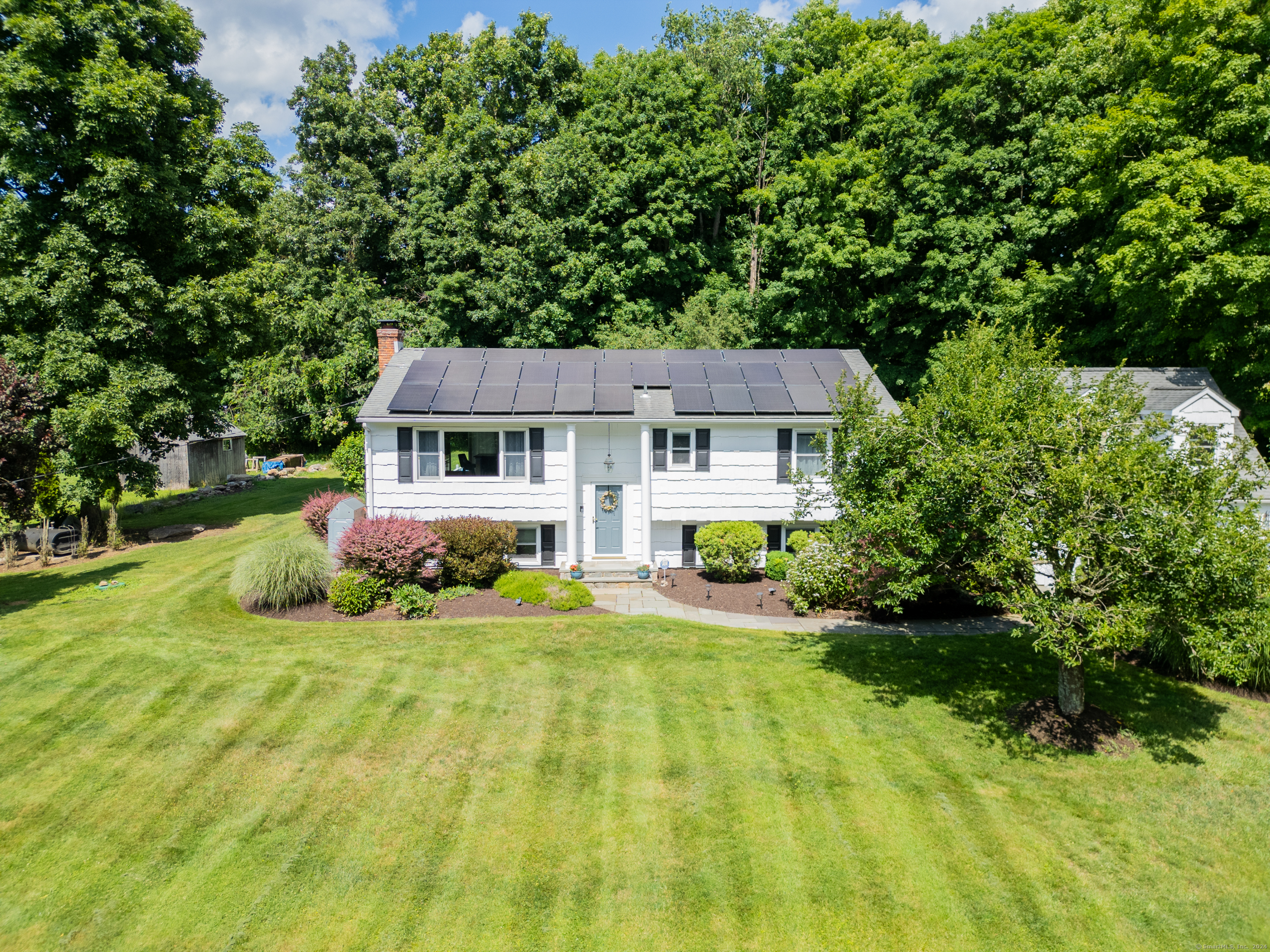 Wagon Rd, Bethel, CT 06801