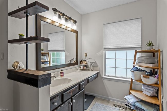 4592 Genoa Cir, House attached with 2 bedrooms, 3 bathrooms and null parking in Virginia Beach VA | Image 18